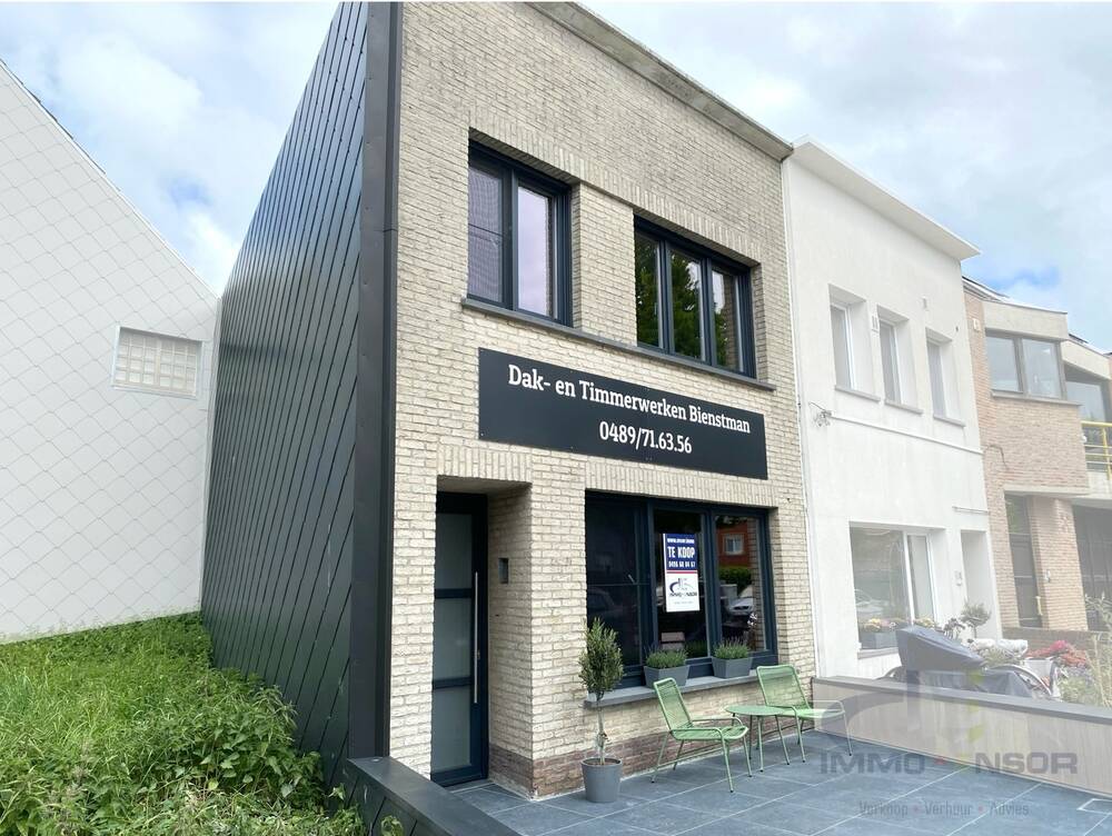 Huis te koop in Oostende 8400 309000.00€ 2 slaapkamers m² - Zoekertje 479649