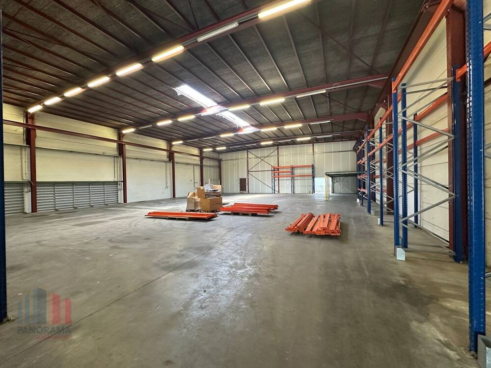Handelszaak te huur in Deerlijk 8540 5300.00€ slaapkamers 1300.00m² - Zoekertje 480900