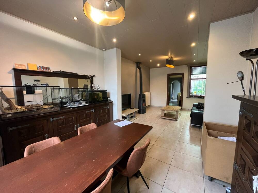Huis te koop in Menen 8930 135000.00€ 3 slaapkamers 136.00m² - Zoekertje 480975