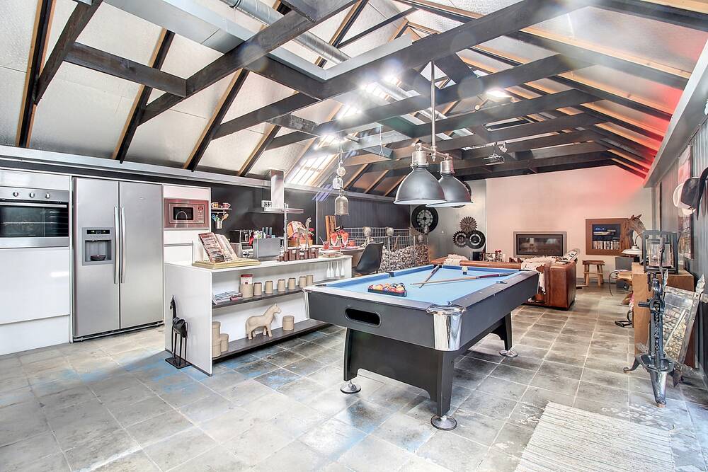 Appartement te  huur in Menen 8930 1000.00€ 1 slaapkamers 178.00m² - Zoekertje 481115