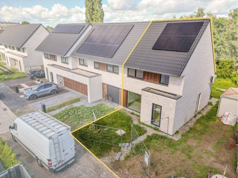 Appartementsgebouw te koop in Roeselare 8800 395400.00€ 3 slaapkamers 160.00m² - Zoekertje 480851