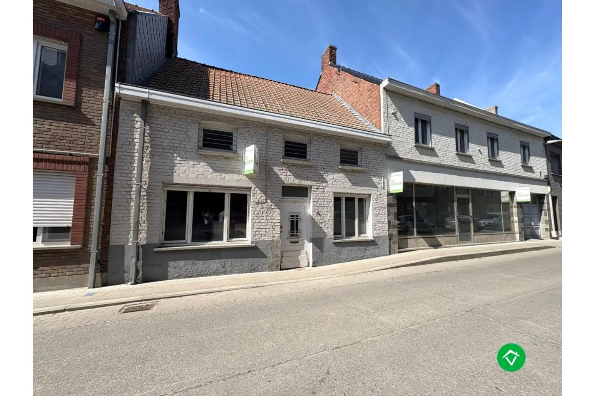 Huis te  koop in Koekelare 8680 335000.00€ 9 slaapkamers 522.00m² - Zoekertje 482086