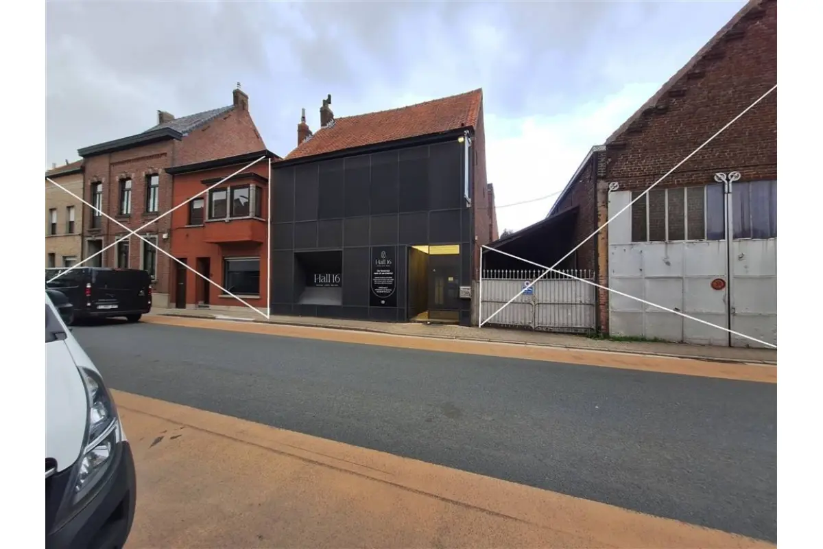 Handelszaak te  koop in Bissegem 8501 275000.00€  slaapkamers m² - Zoekertje 481522