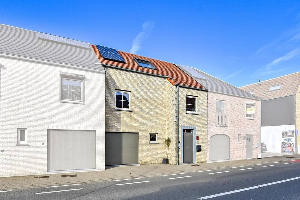 Huis te koop in Nieuwpoort 8620 439000.00€ 4 slaapkamers 200.00m² - Zoekertje 482456