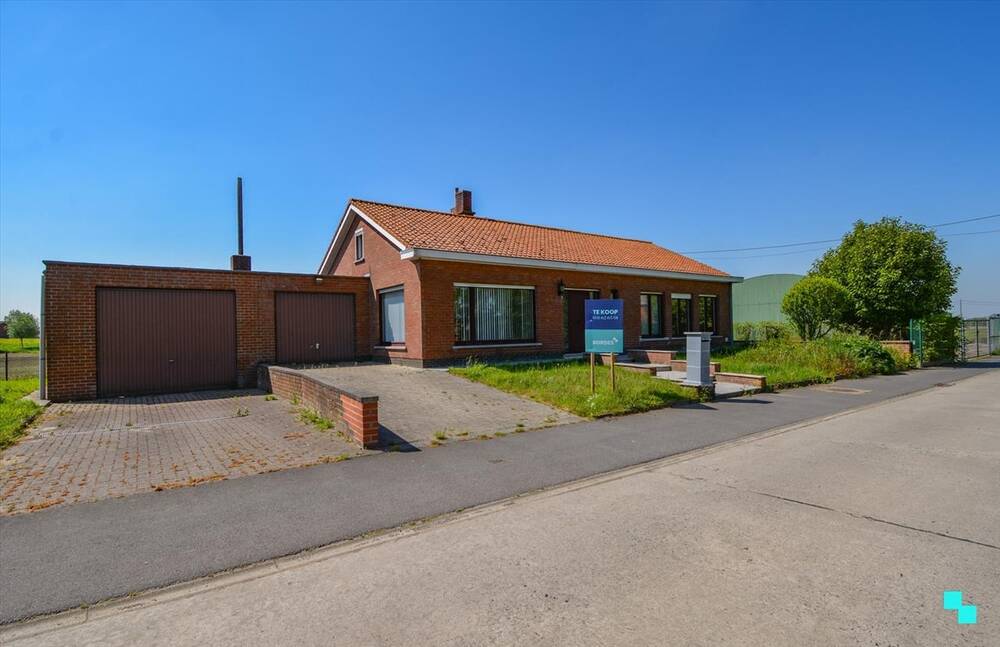 Huis te koop in Hooglede 8830 315000.00€ 3 slaapkamers 227.00m² - Zoekertje 482283