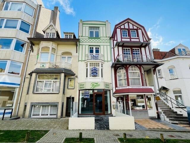 Huis te koop in De Panne 8660 349000.00€ 4 slaapkamers 217.00m² - Zoekertje 482267