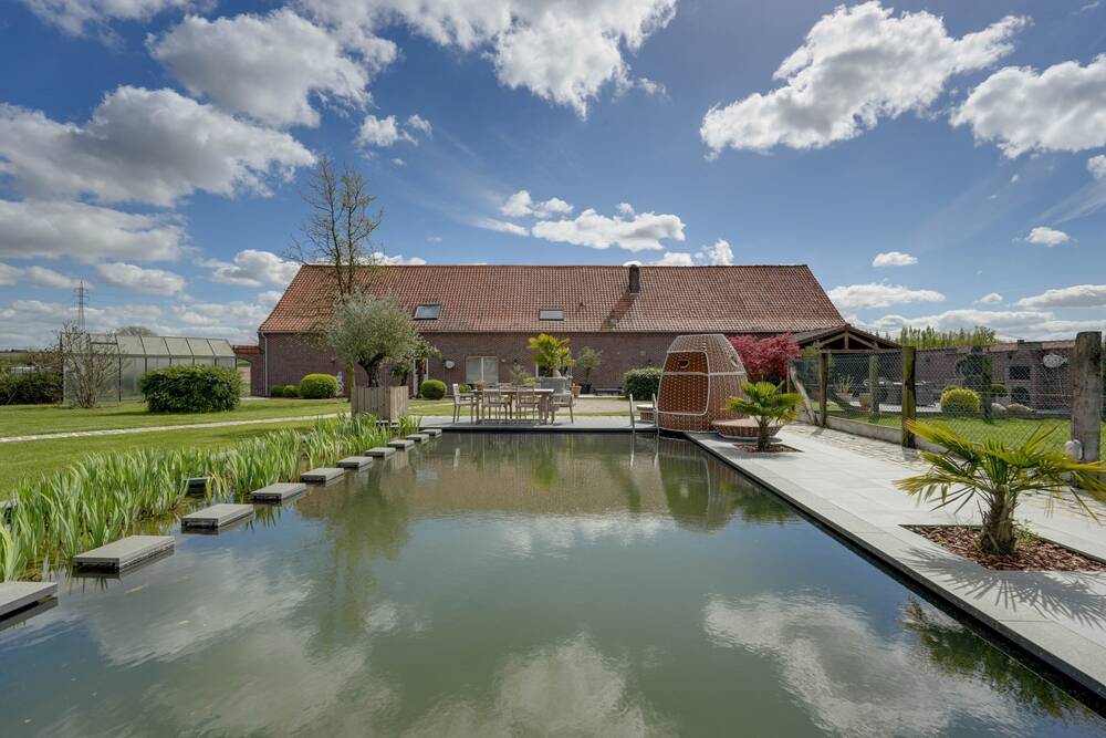 Bungalow te  koop in Geluwe 8940 695000.00€ 4 slaapkamers 326.00m² - Zoekertje 483128