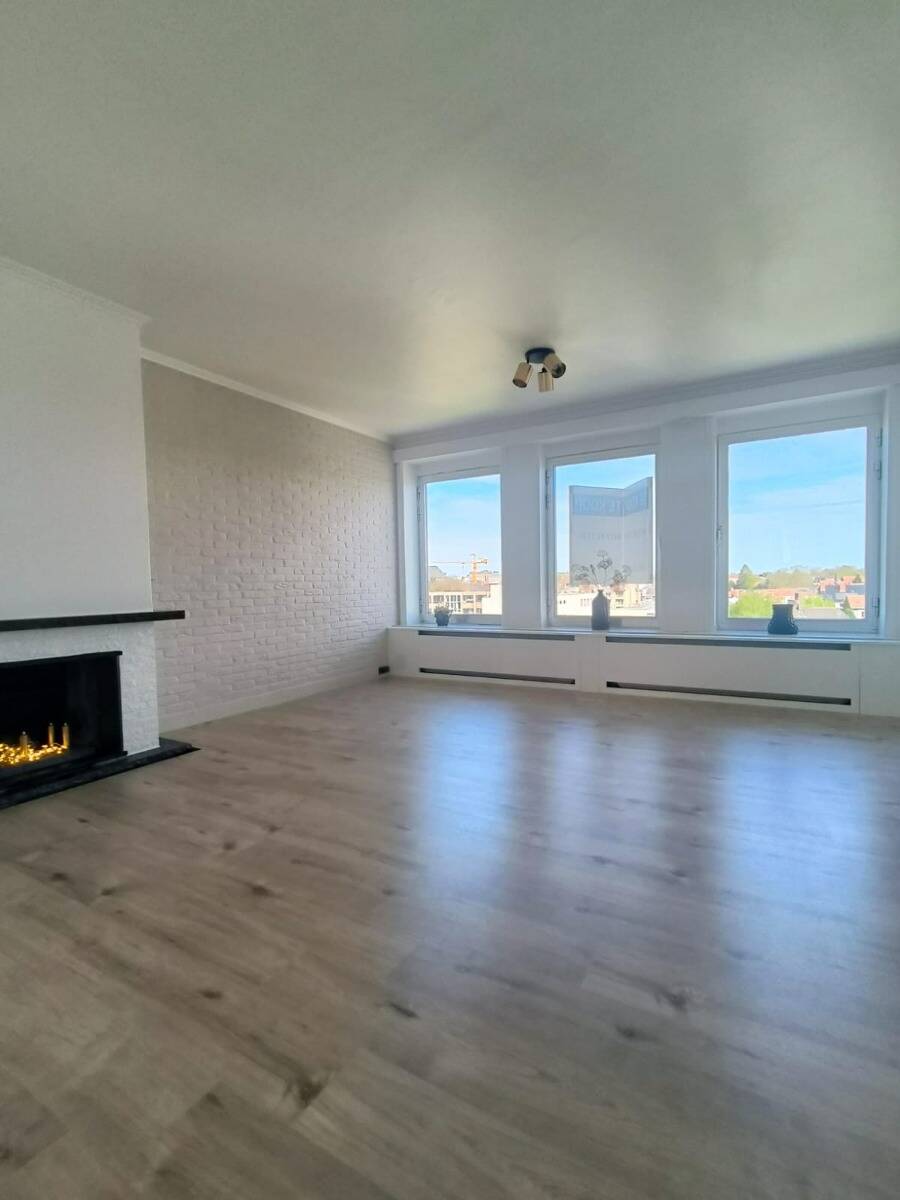 Appartement te koop in Menen 8930 169000.00€ 2 slaapkamers 80.00m² - Zoekertje 483021