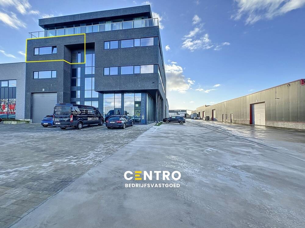 Handelszaak te  huur in Vichte 8570 1890.00€  slaapkamers 208.70m² - Zoekertje 484815