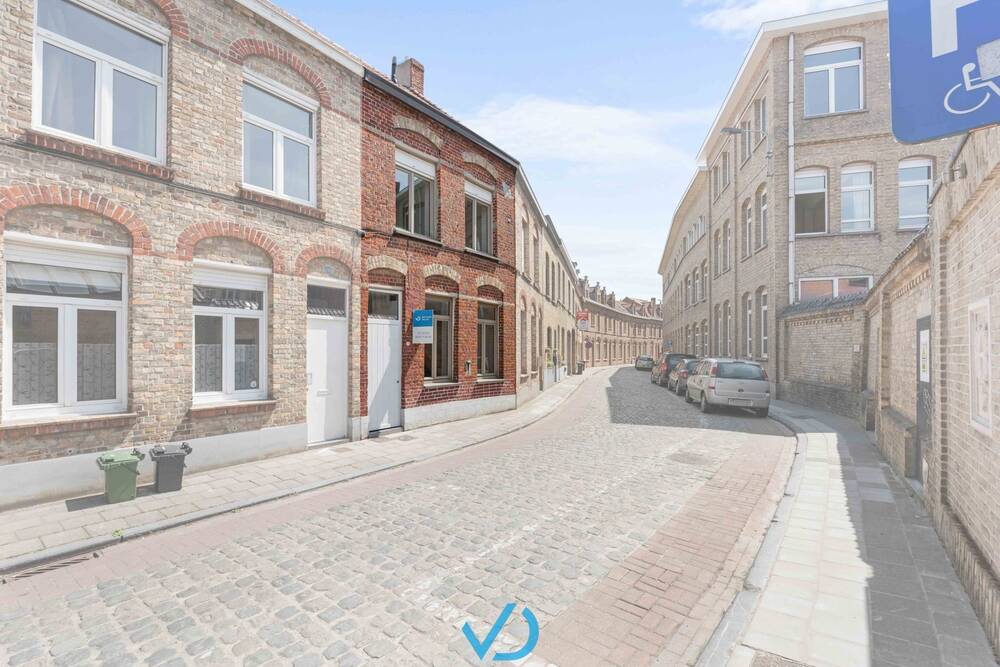 Huis te koop in Ieper 8900 435000.00€ 3 slaapkamers 171.00m² - Zoekertje 484332