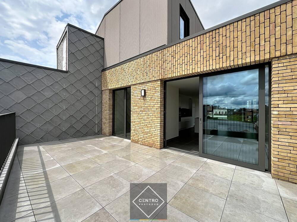 Appartement te koop in Kortrijk 8500 325000.00€ 2 slaapkamers 103.00m² - Zoekertje 484666