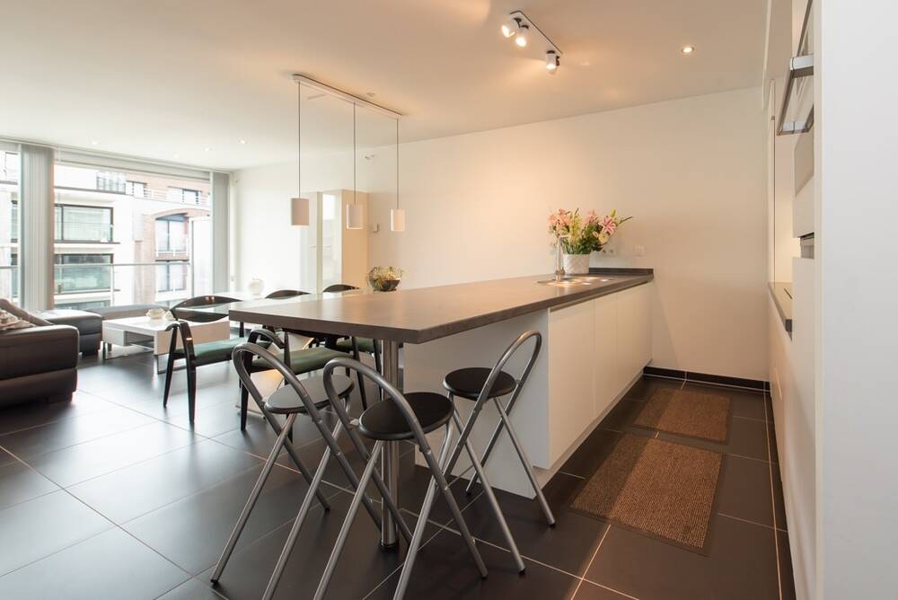 Appartement te  huur in Oostende 8400 990.00€ 1 slaapkamers 58.00m² - Zoekertje 484045