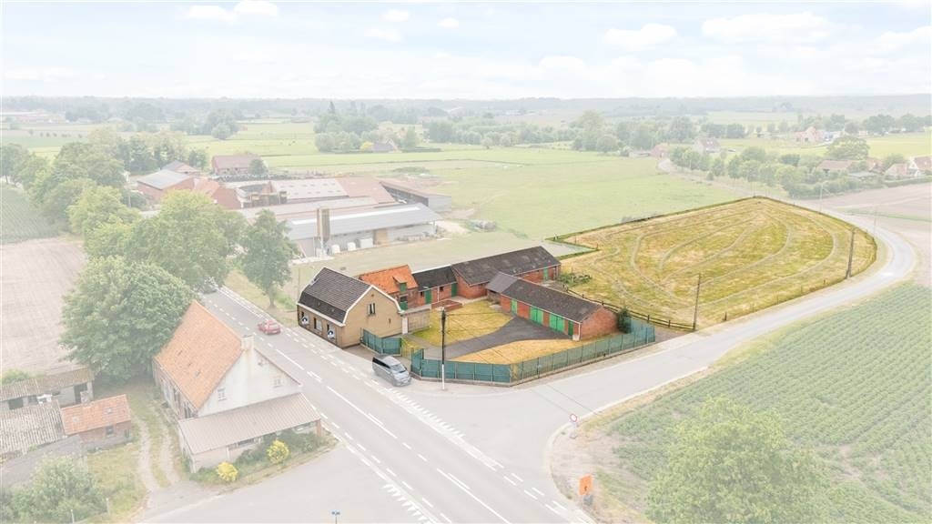 Handelszaak te koop in Ruddervoorde 8020 530000.00€ 3 slaapkamers 148.00m² - Zoekertje 486360