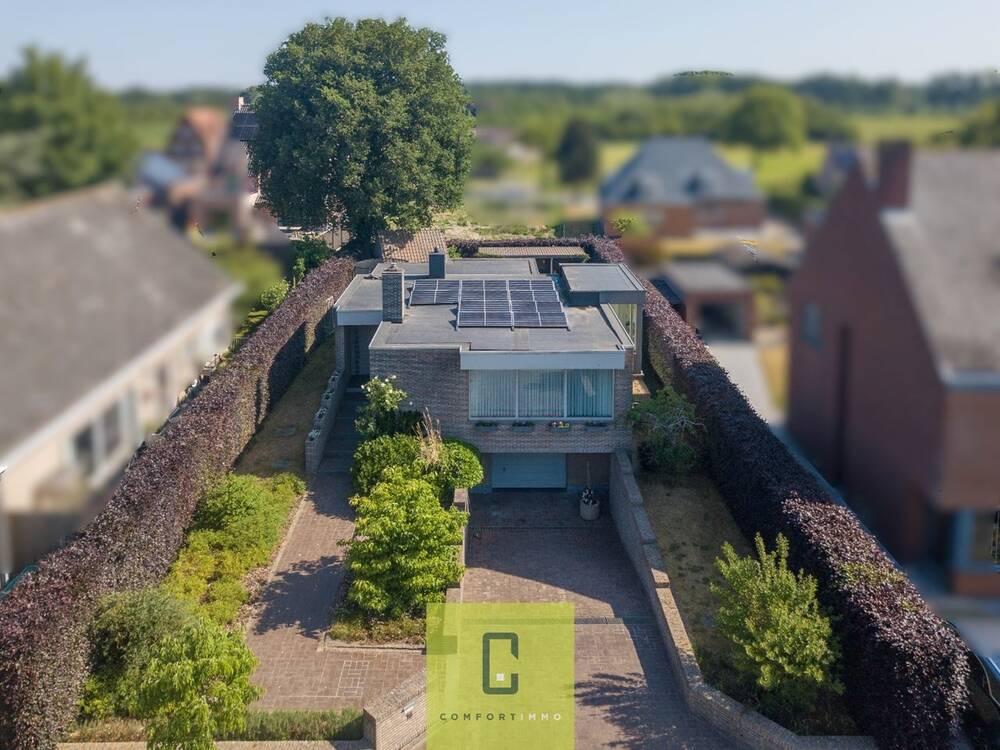 Huis te koop in Assebroek 8310 499000.00€ 3 slaapkamers 227.00m² - Zoekertje 486700