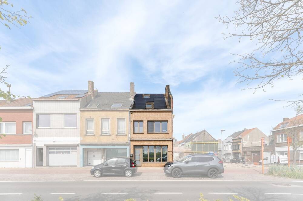 Huis te koop in Bredene 8450 349000.00€ 5 slaapkamers 250.00m² - Zoekertje 486570
