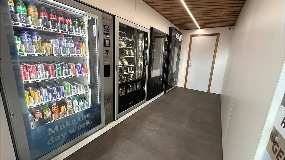 Handelszaak te in Sijsele 8340 0.00€ 0 slaapkamers m² - Zoekertje 486720