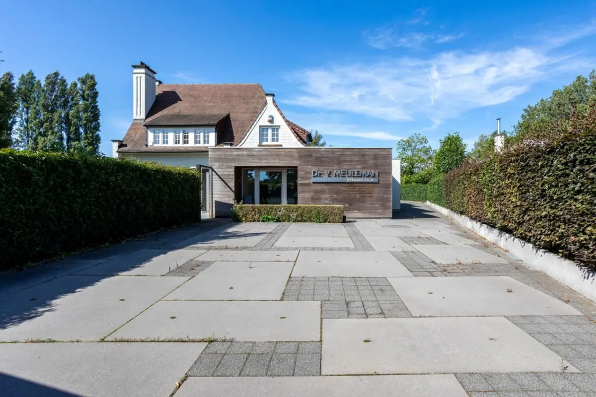 Handelszaak te  huur in Tielt 8700 1100.00€  slaapkamers 129.00m² - Zoekertje 487668