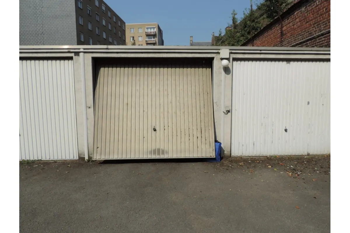 Appartementsgebouw te  koop in Roeselare 8800 29000.00€  slaapkamers m² - Zoekertje 488274