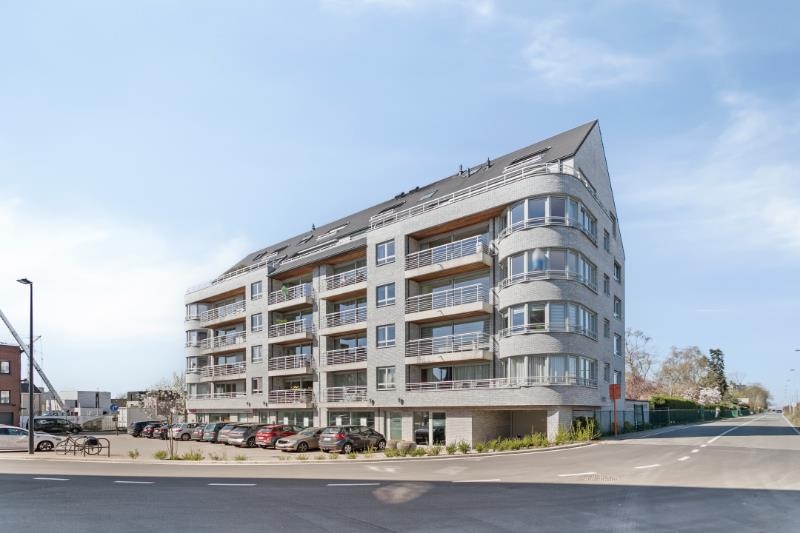 Appartement te huur in Roeselare 8800 765.00€ 2 slaapkamers 112.00m² - Zoekertje 488705