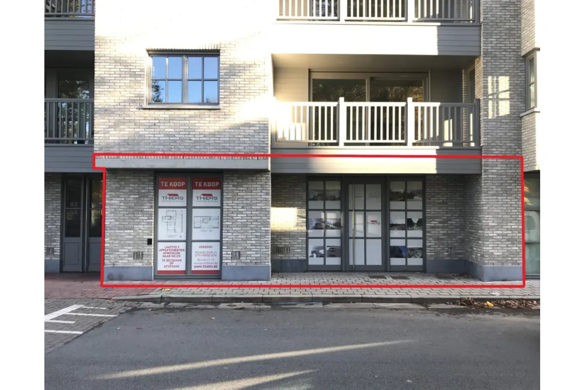 Handelszaak te  koop in Waregem 8790 150000.00€  slaapkamers m² - Zoekertje 488419