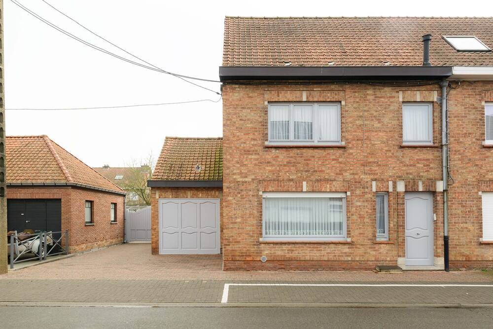 Huis te koop in Meulebeke 8760 265000.00€ 4 slaapkamers 143.00m² - Zoekertje 488395