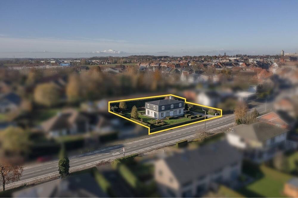 Huis te koop in Aarsele 8700 695000.00€ 4 slaapkamers 470.00m² - Zoekertje 487468