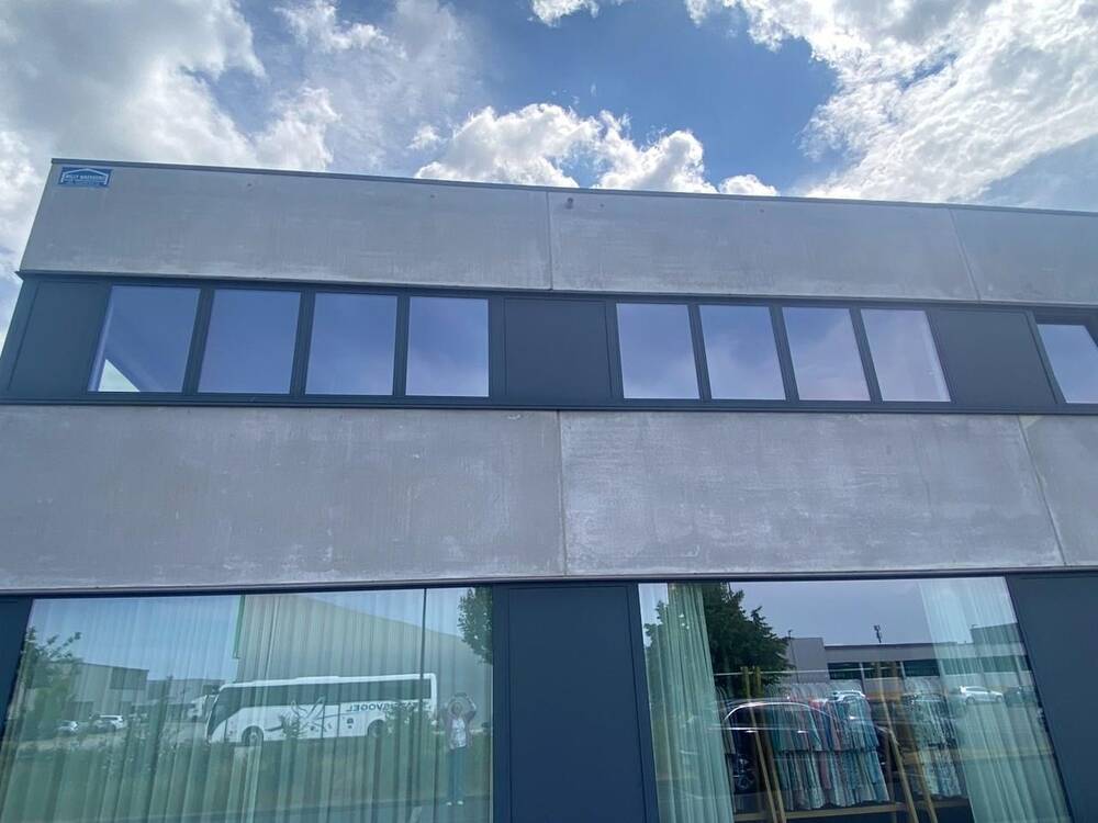 Handelszaak te huur in Waregem 8790 1300.00€ slaapkamers m² - Zoekertje 488382