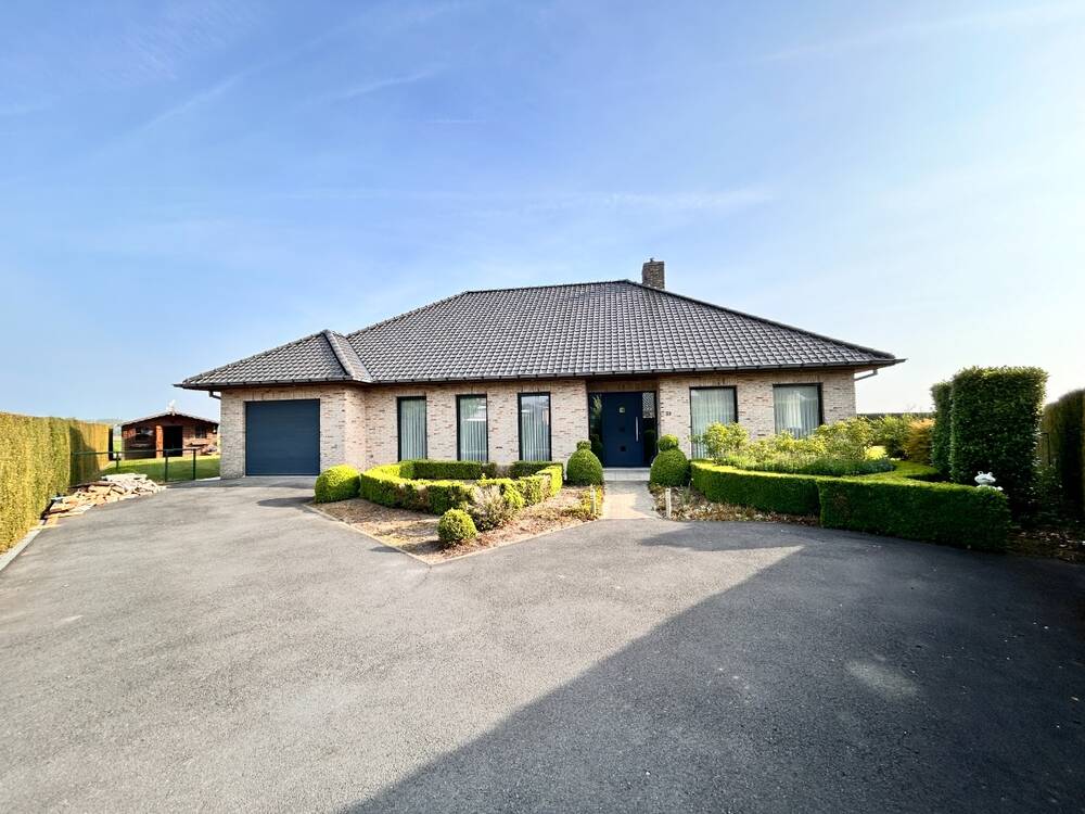 Huis te  huur in Geluveld 8980 1100.00€ 3 slaapkamers 265.00m² - Zoekertje 488403