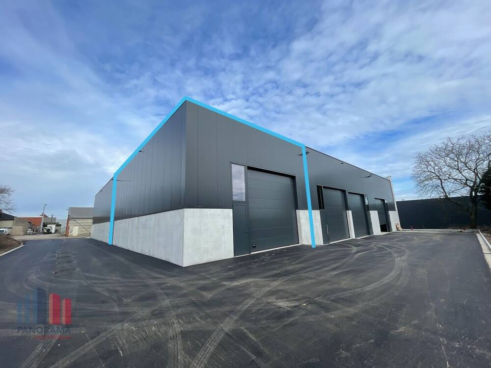 Handelszaak te  huur in Hooglede 8830 620.00€  slaapkamers 117.00m² - Zoekertje 488776