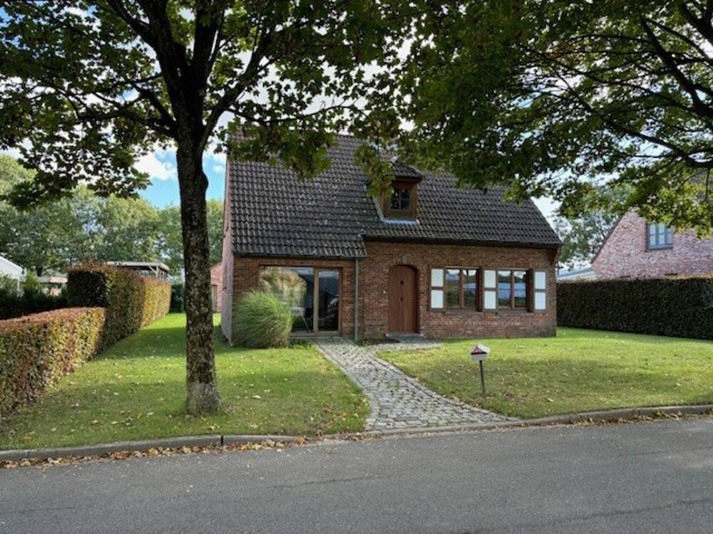 Huis te koop in Moen 8552 345000.00€ 3 slaapkamers 162.00m² - Zoekertje 487249