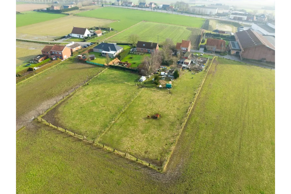 Grond te  koop in Ardooie 8850 395000.00€  slaapkamers m² - Zoekertje 488525