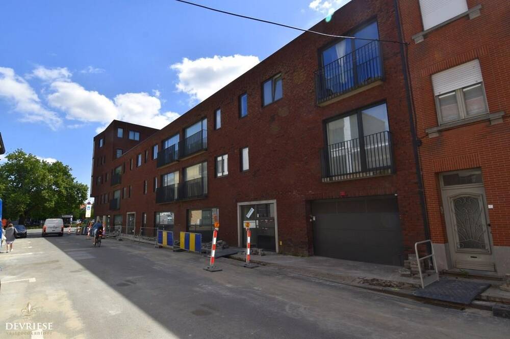 Appartement te koop in Kortrijk 8500 235000.00€ 2 slaapkamers 85.00m² - Zoekertje 488541
