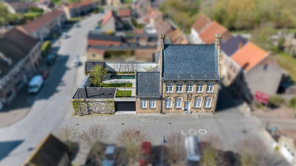 Huis te koop in Lo-Reninge 8647 1195000.00€ 4 slaapkamers 350.00m² - Zoekertje 489400