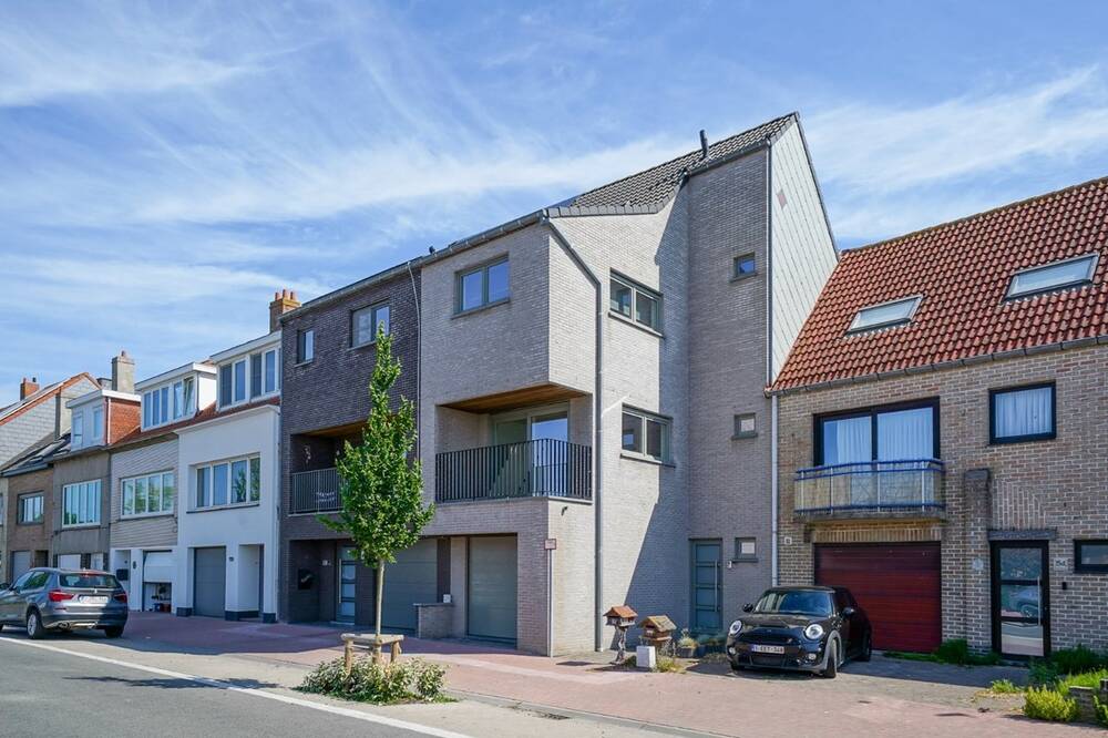 Huis te koop in Oostende 8400 379000.00€ 4 slaapkamers 228.00m² - Zoekertje 489546
