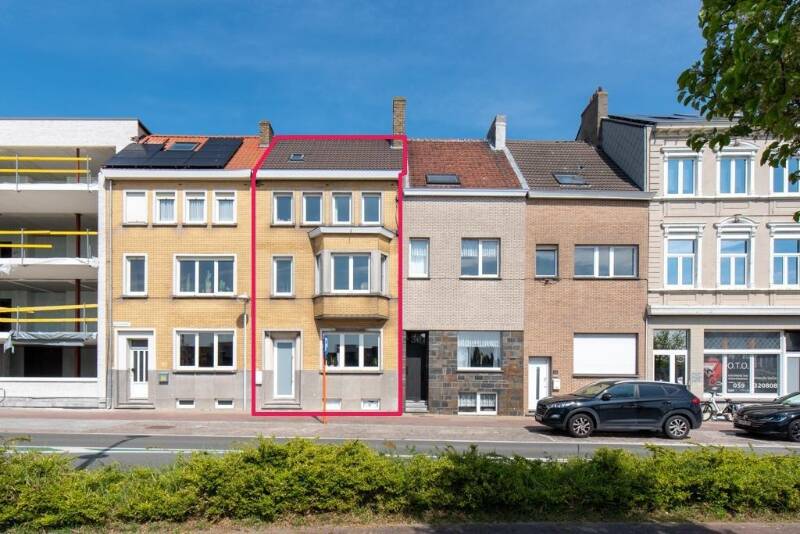 Huis te koop in Bredene 8450 399000.00€ 4 slaapkamers 304.00m² - Zoekertje 490001