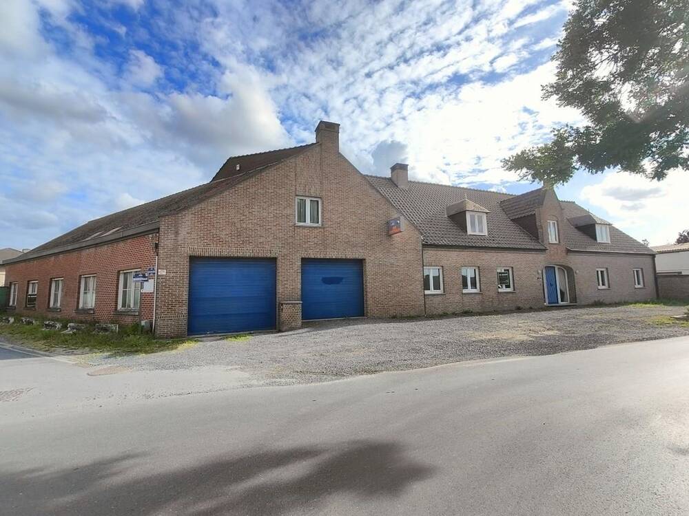 Huis te koop in Kachtem 8870 695000.00€ 6 slaapkamers 536.00m² - Zoekertje 489966