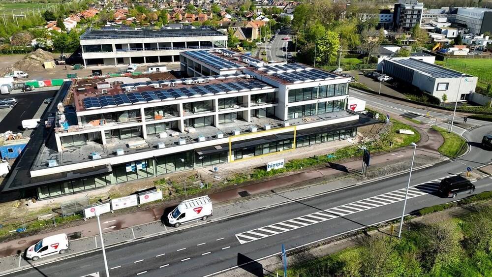 Handelszaak te huur in Veurne 8630 3000.00€ slaapkamers 300.00m² - Zoekertje 489752