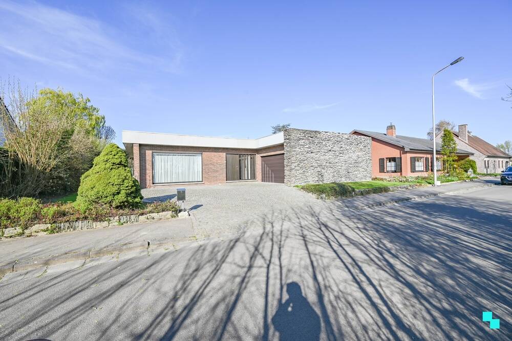 Huis te koop in Zwevegem 8550 399000.00€ 3 slaapkamers 204.00m² - Zoekertje 490137