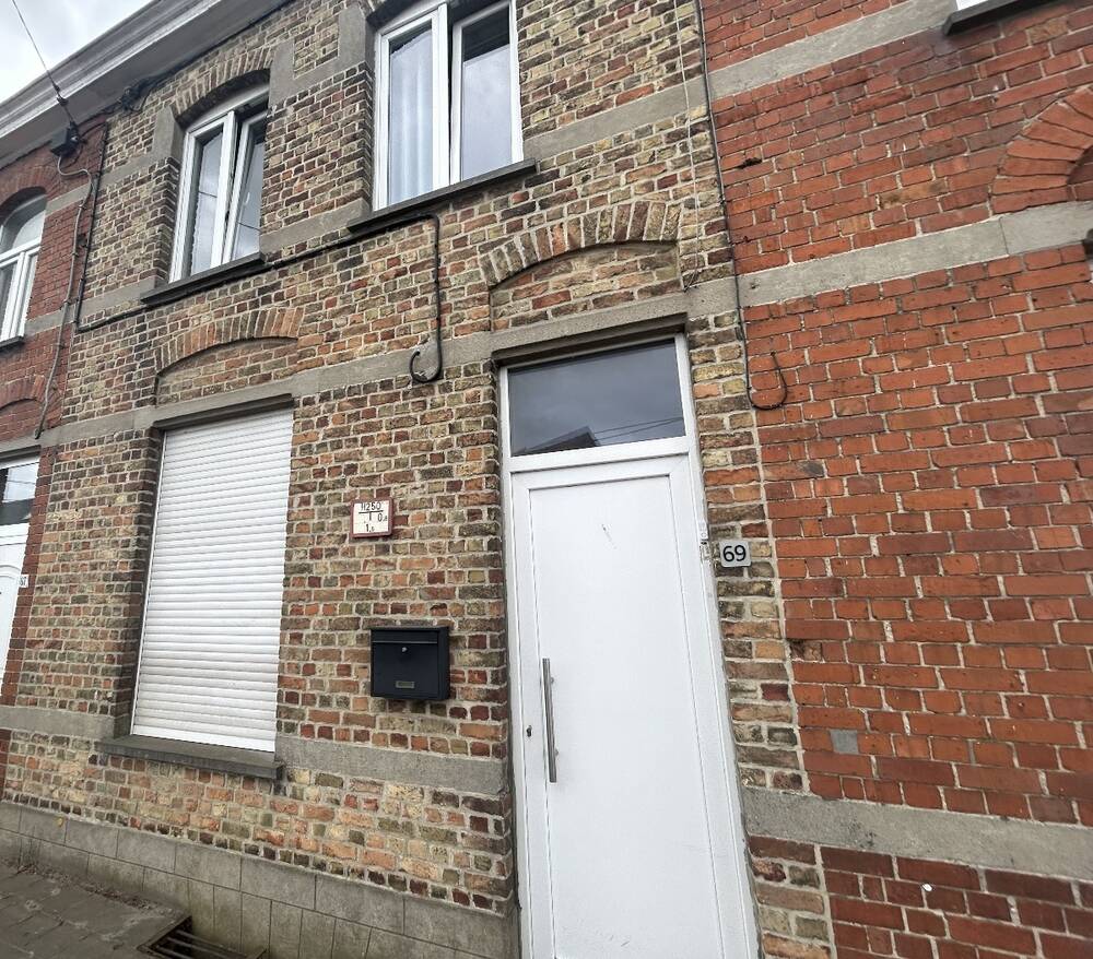 Huis te koop in Moorslede 8890 119000.00€ 2 slaapkamers 120.00m² - Zoekertje 490004