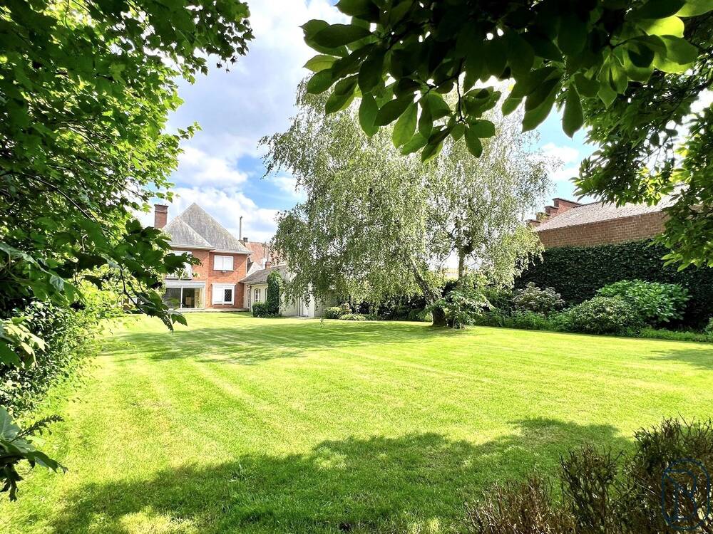 Huis te koop in Meulebeke 8760 465000.00€ 4 slaapkamers 500.00m² - Zoekertje 490404