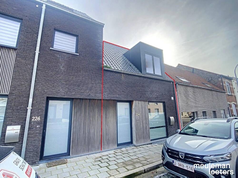 Huis te  huur in Oostkamp 8020 875.00€ 2 slaapkamers 106.00m² - Zoekertje 491699