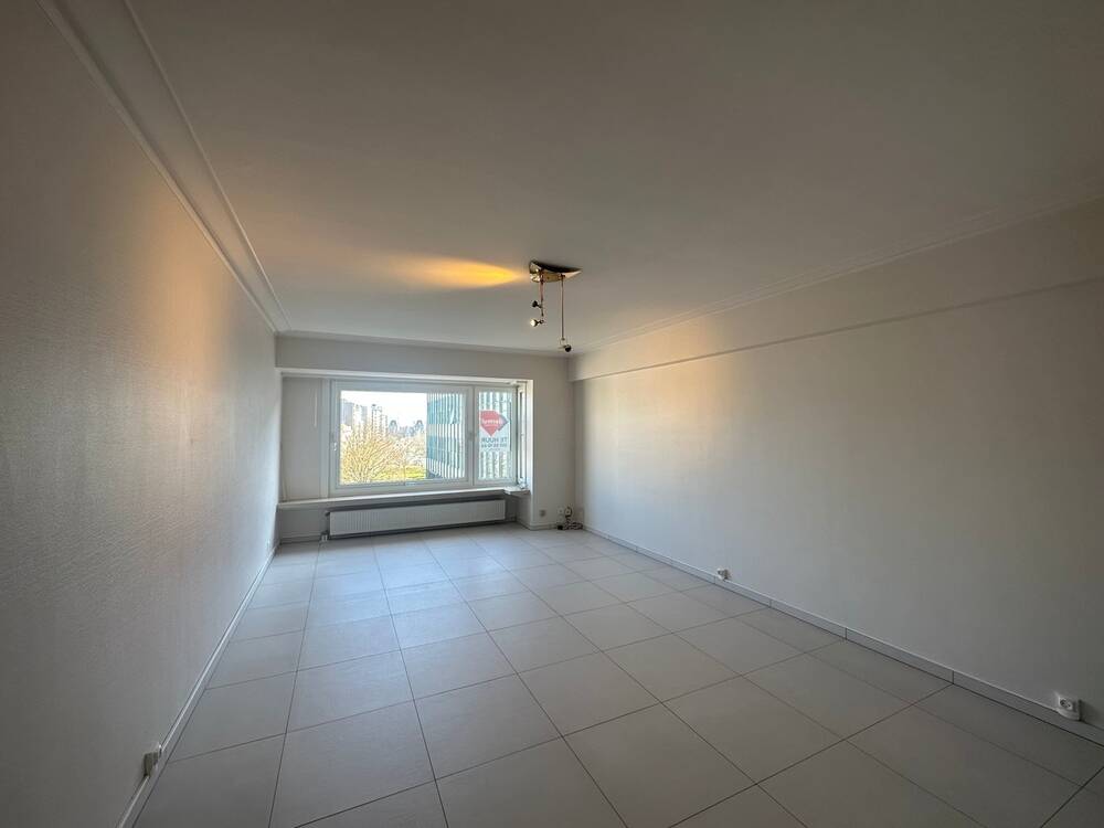 Appartement te  huur in Oostende 8400 990.00€ 2 slaapkamers m² - Zoekertje 491642