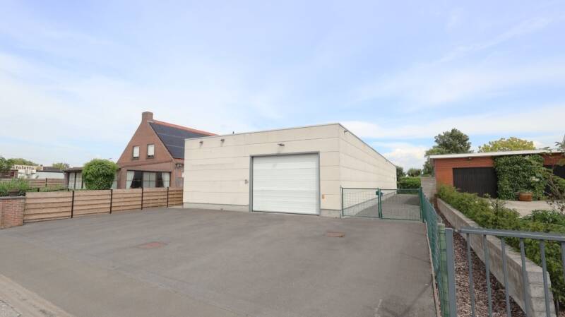 Handelszaak te huur in Ardooie 8850 750.00€ slaapkamers m² - Zoekertje 491600