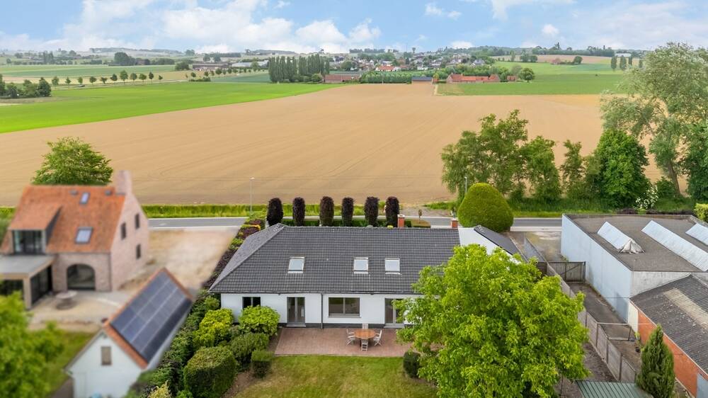 Huis te koop in Bellegem 8510 640000.00€ 6 slaapkamers 270.00m² - Zoekertje 491118