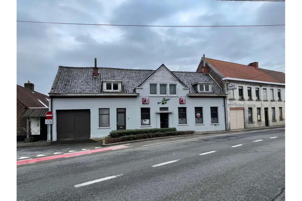 Huis te  koop in Avelgem 8580 250000.00€  slaapkamers m² - Zoekertje 490990