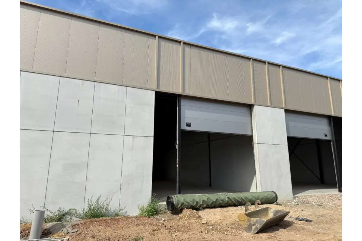 Handelszaak te  huur in Tielt 8700 1080.00€  slaapkamers m² - Zoekertje 491653