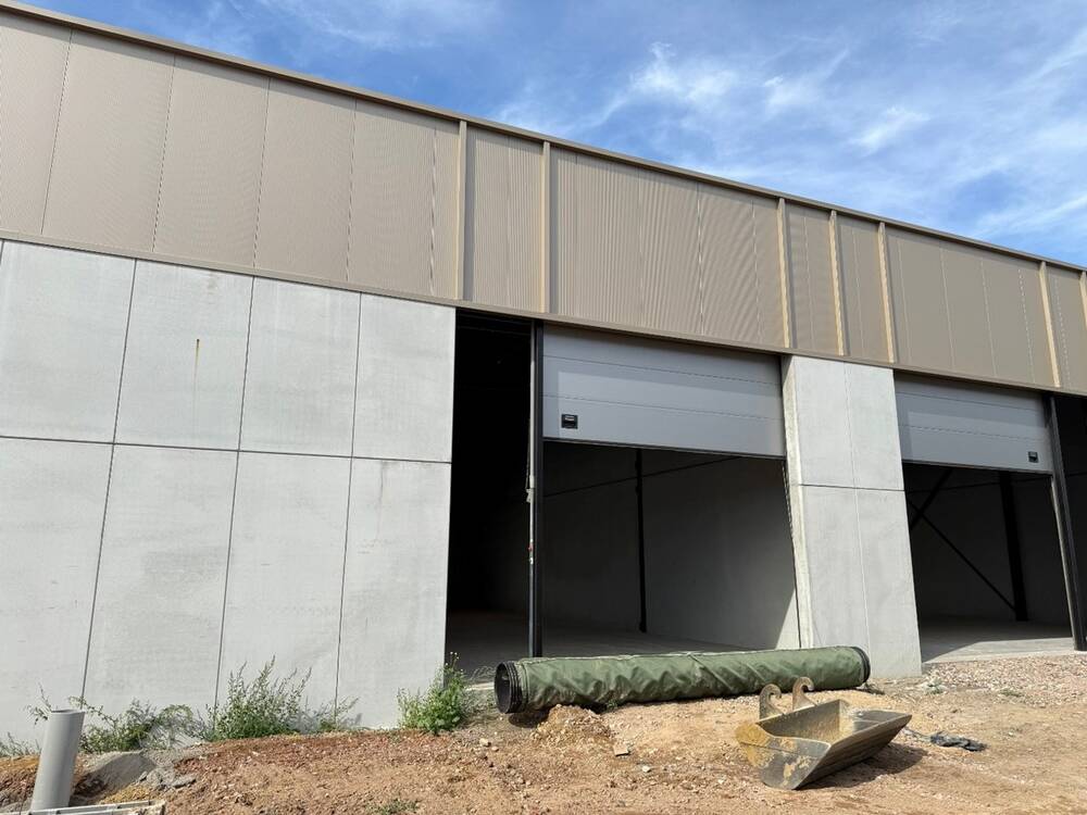 Handelszaak te  huur in Tielt 8700 1080.00€  slaapkamers m² - Zoekertje 491653