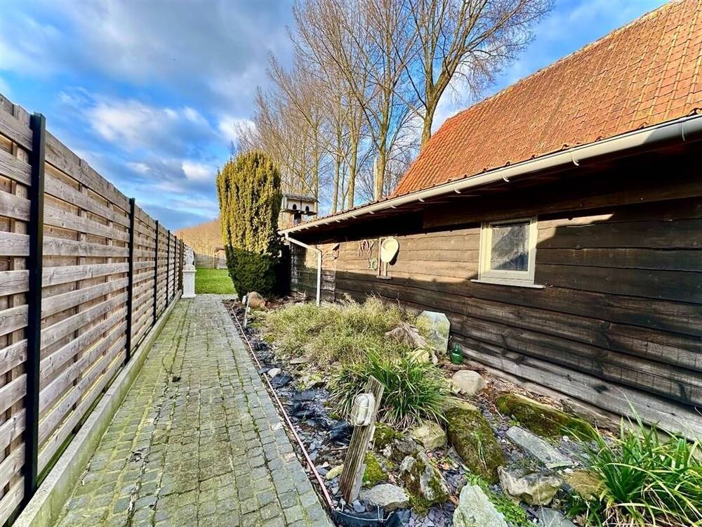 Huis te koop in Harelbeke 8530 330000.00€ 2 slaapkamers 169.00m² - Zoekertje 491749
