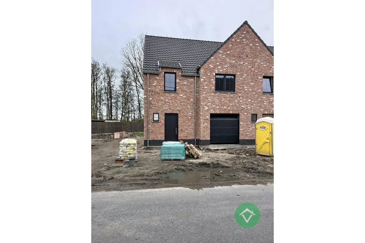 Huis te  koop in Koekelare 8680 357000.00€ 4 slaapkamers 197.00m² - Zoekertje 492011