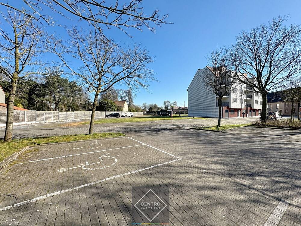 Huis te koop in Eernegem 8480 4950000.00€ 24 slaapkamers 1498.00m² - Zoekertje 492599